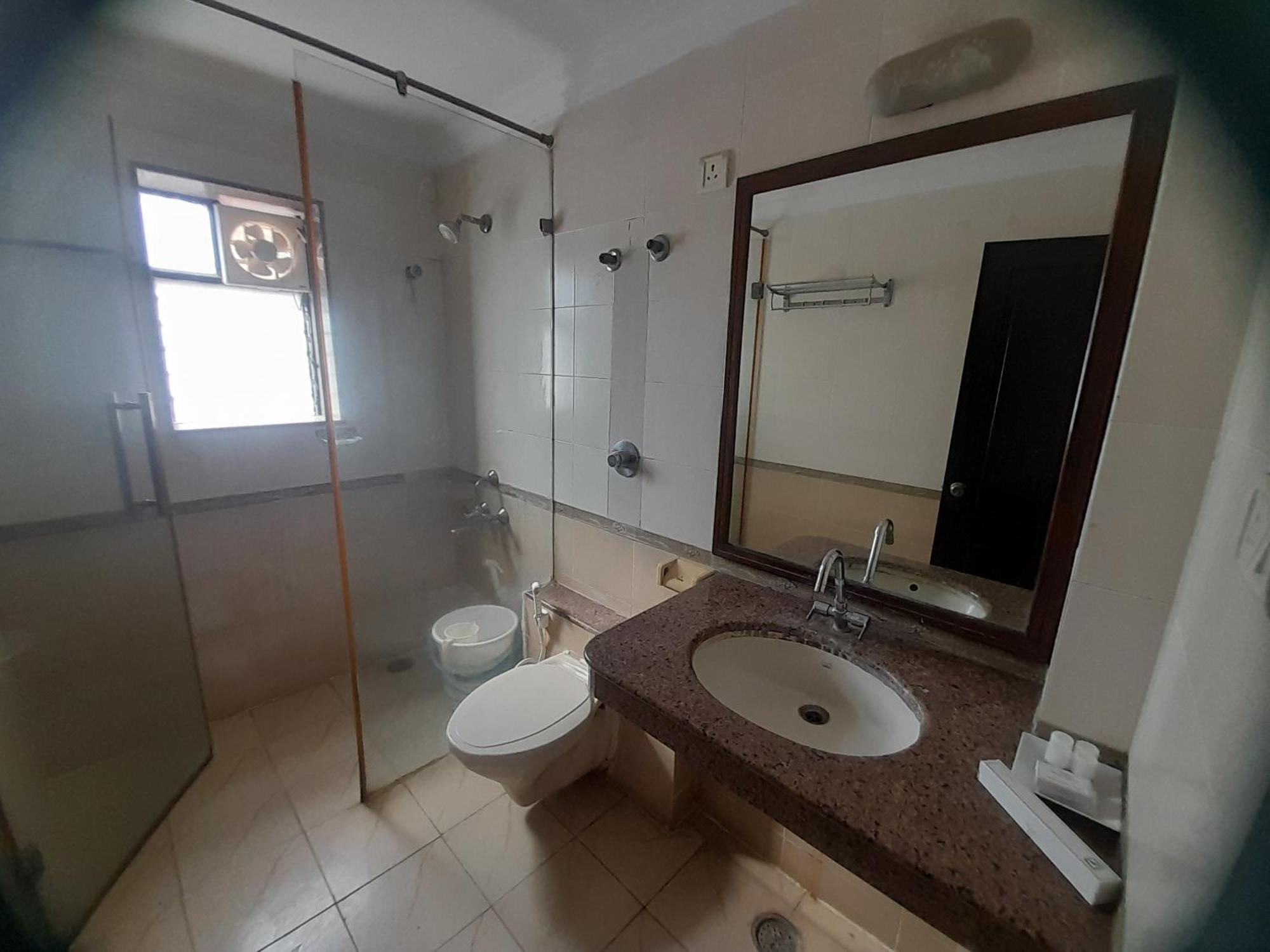 Hotel Prestige Inn Bangalore Eksteriør bilde